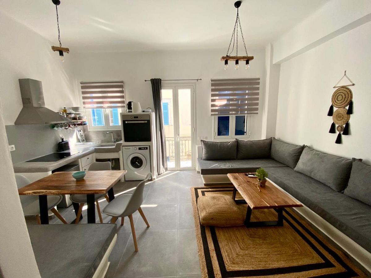 Iakovos' Luxury House Villa Tinos Bagian luar foto