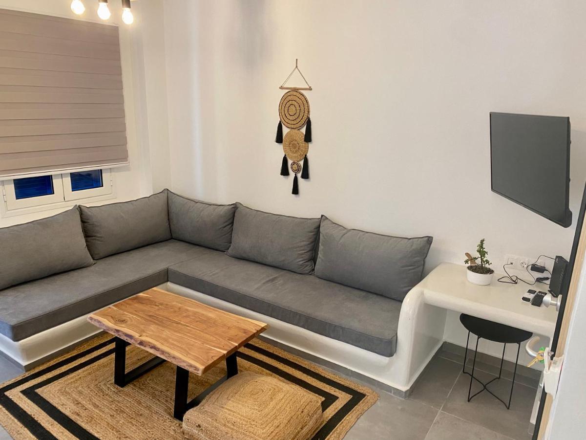 Iakovos' Luxury House Villa Tinos Bagian luar foto